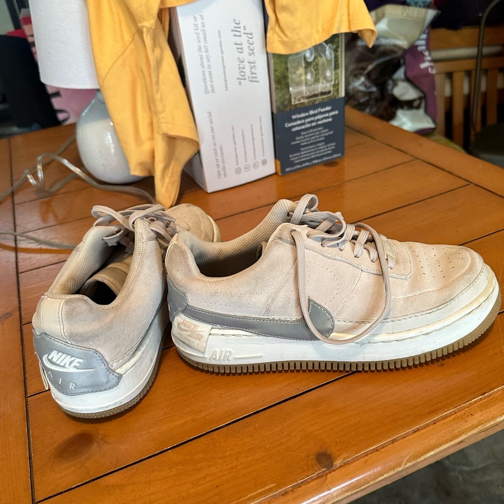 AF1 Gray 9.5 Nike